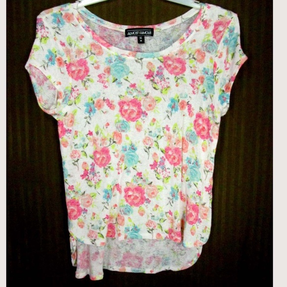 Almost Famous Sweater Shirt Size M Multi Color - Picture 1 of 4